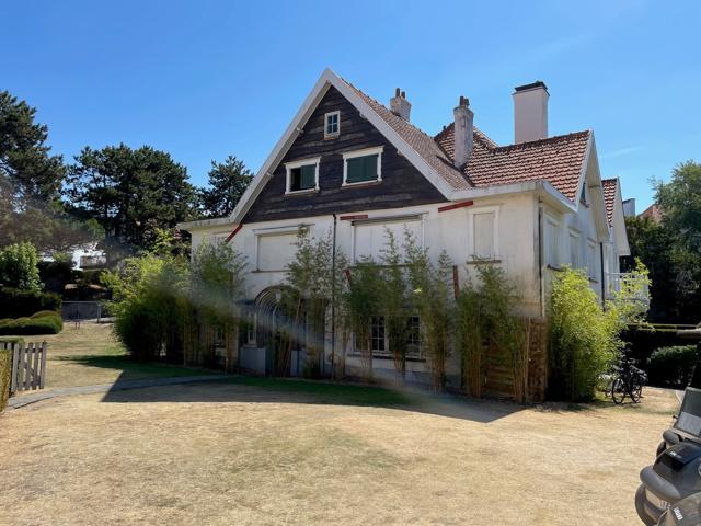 Villa jumelée à rénover dans un sentier au Zoute