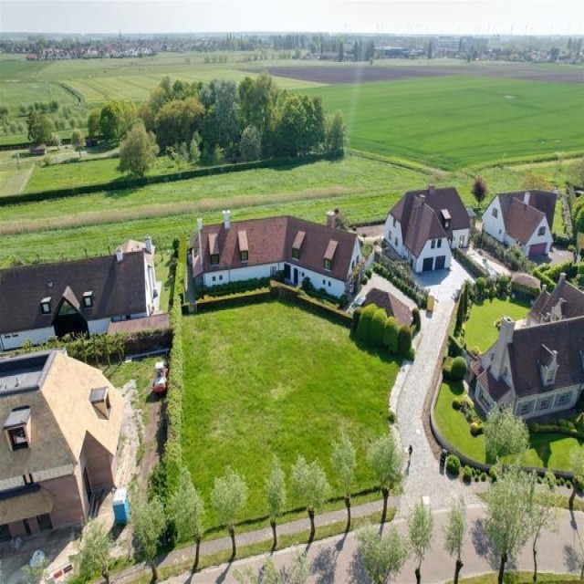 Bouwgrond gelegen aan de rand van het Zoute